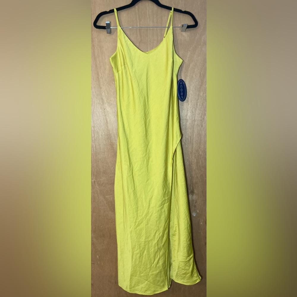 Scoop VNeck MIDI Slip Dress